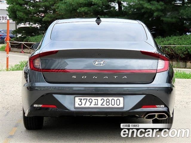 Hyundai Sonata 2021 — Фото 3/20