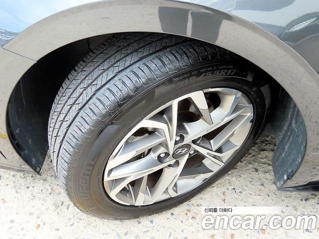Hyundai Sonata 2021 — Фото 19/20