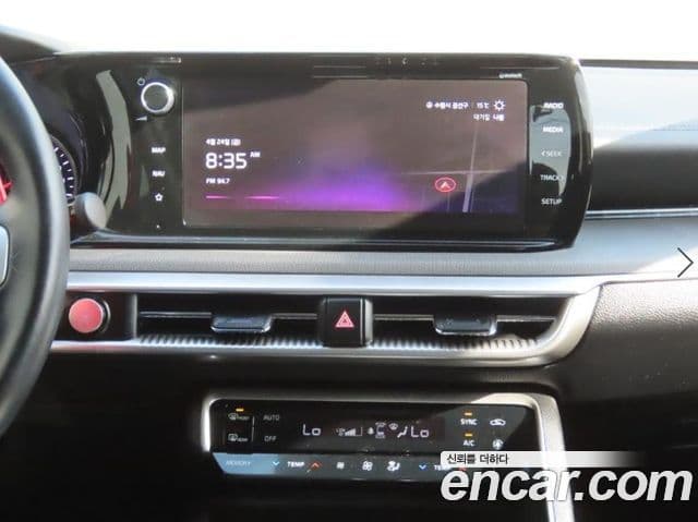 Kia K5 2022 — ფოტო 7/20