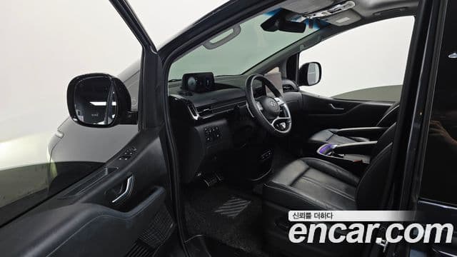 Hyundai Staria 2022 — Şəkil 2/40