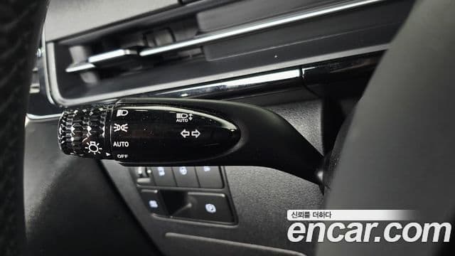 Hyundai Staria 2022 — Şəkil 34/40