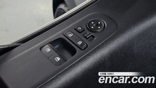 Hyundai Staria 2022 — Şəkil 12/40