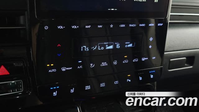 Hyundai Staria 2022 — Şəkil 7/40