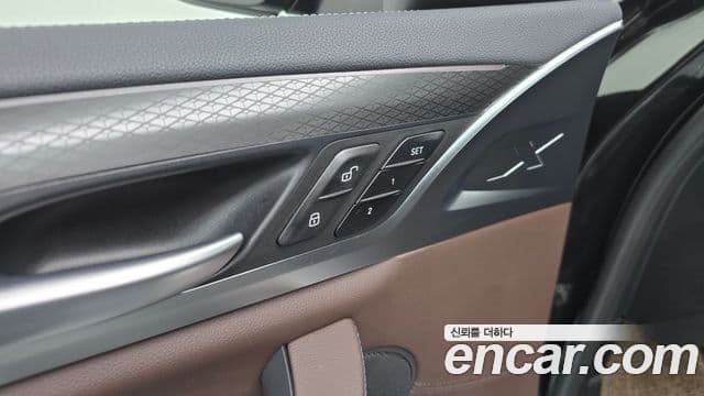 BMW X4 2023 — Photo 31/36