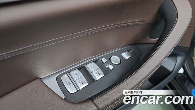 BMW X4 2023 — Photo 34/36