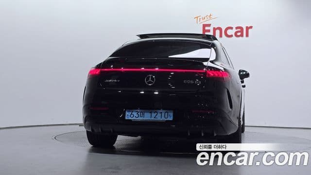Mercedes-Benz EQS 2022 — Photo 24/31