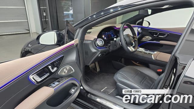 Mercedes-Benz EQS 2022 — Photo 16/31