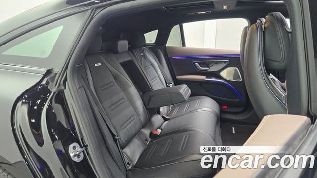 Mercedes-Benz EQS 2022 — Photo 3/31