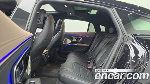 Mercedes-Benz EQS 2022 — Photo 10/31
