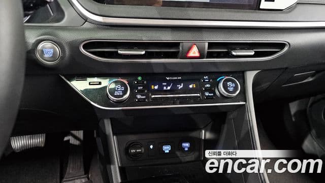 Hyundai Sonata 2022 — Фото 18/20