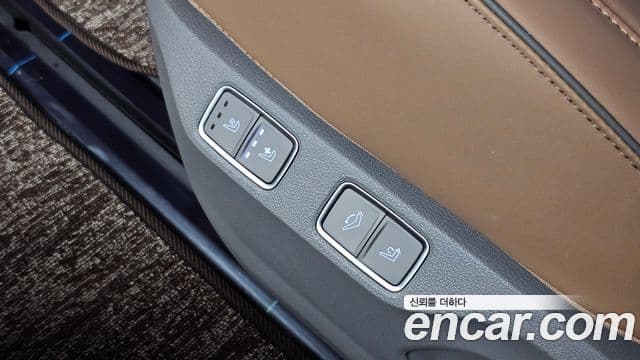 Hyundai Staria 2025 — Фото 19/20