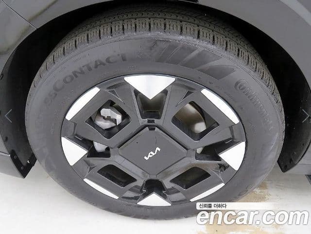 Kia Carnival 2024 — Şəkil 19/20