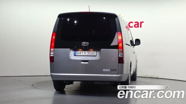 Hyundai Staria 2023 — Şəkil 4/20