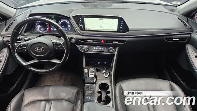Hyundai Sonata 2021 — ფოტო 7/20