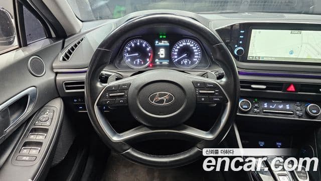 Hyundai Sonata 2021 — ფოტო 13/20