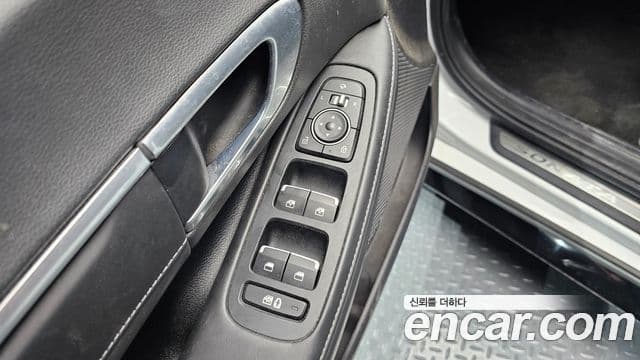 Hyundai Sonata 2021 — ფოტო 17/20