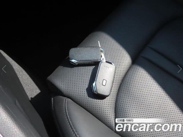 Kia K5 2023 — Şəkil 19/20
