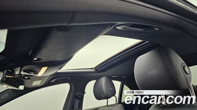 Mercedes-Benz E-Class 2021 — Şəkil 17/33