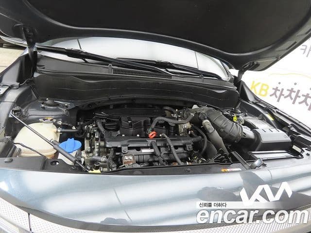Kia Seltos 2023 — ფოტო 5/20