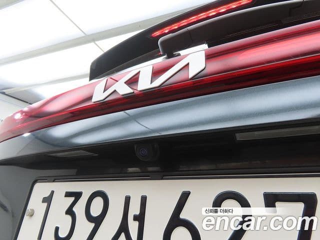 Kia Seltos 2023 — ფოტო 20/20