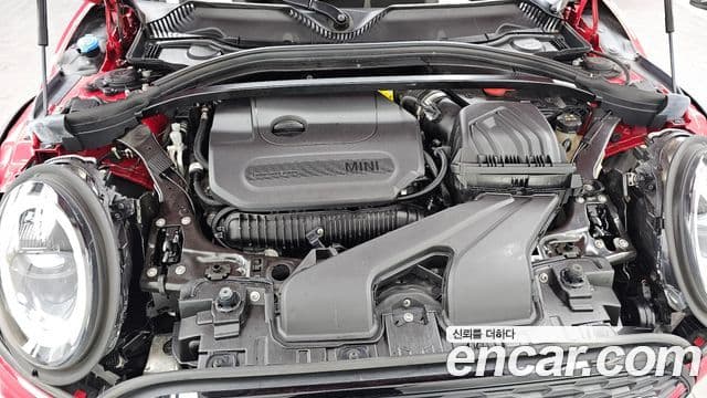 Mini Cooper S Clubman 2023 — Фото 6/20