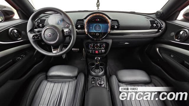 Mini Cooper S Clubman 2023 — Фото 7/20