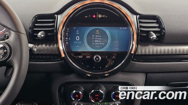 Mini Cooper S Clubman 2023 — Фото 14/20