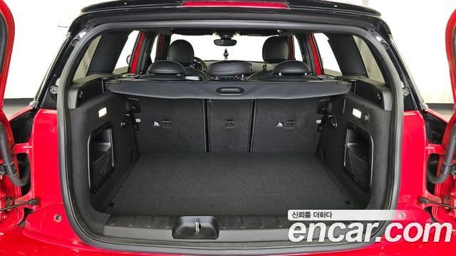 Mini Cooper S Clubman 2023 — Фото 20/20