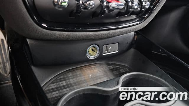 Mini Cooper S Clubman 2023 — Şəkil 6/34