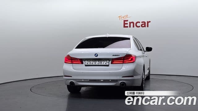 BMW 5 Series 2020 — фото 4 из 20