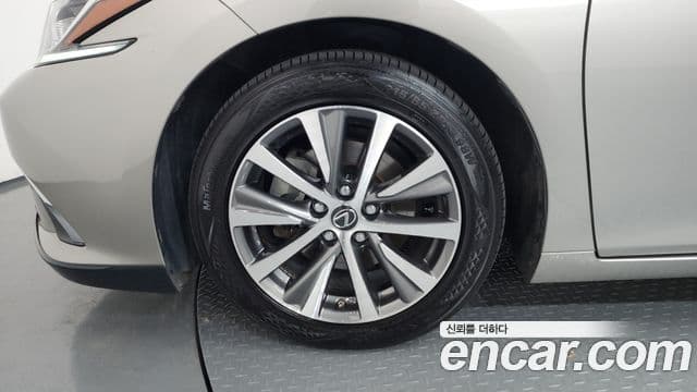 Lexus ES300h 2019 — Şəkil 5/20