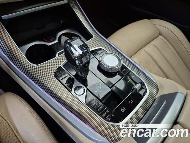 BMW X5 2021 — ფოტო 8/19