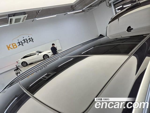 BMW X5 2021 — ფოტო 13/19