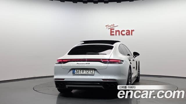 Porsche Panamera 2021 — Фото 4/20