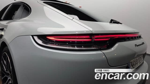 Porsche Panamera 2021 — Şəkil 34/40