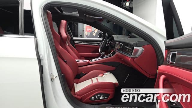 Porsche Panamera 2021 — Şəkil 10/40