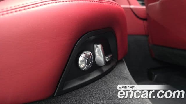 Porsche Panamera 2021 — Şəkil 19/40