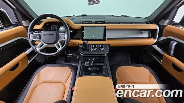 Land Rover Defender 2024 — Фото 7/20