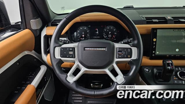 Land Rover Defender 2024 — Фото 14/20