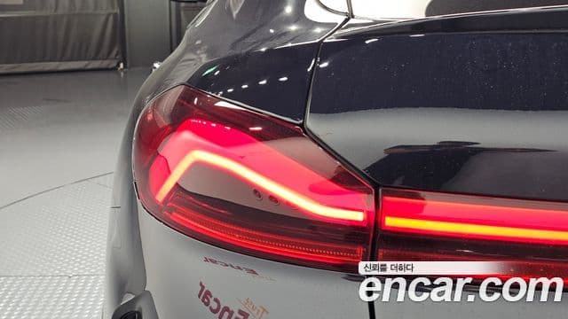 BMW X6 2025 — Photo 28/37