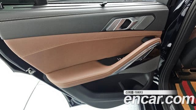 BMW X6 2025 — Photo 6/37
