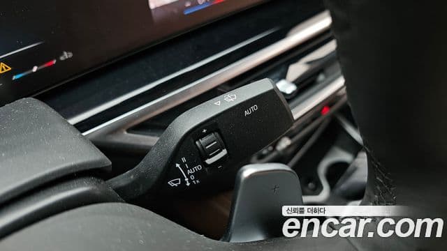 BMW X6 2025 — Photo 14/37