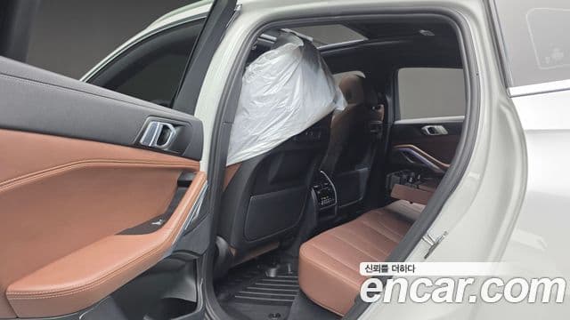 BMW X6 2022 — ფოტო 17/20