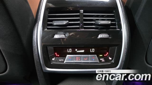 BMW X6 2022 — ფოტო 18/20