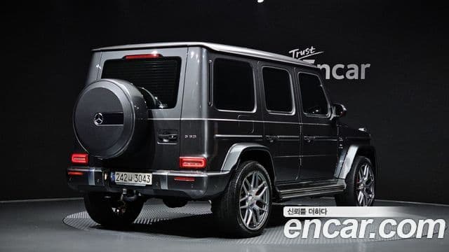 Mercedes-Benz G-Class 2023 — Фото 2/20