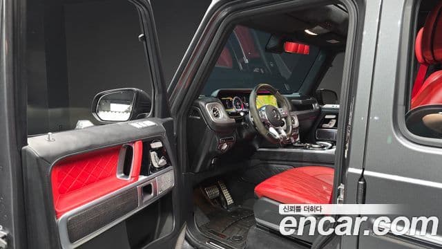 Mercedes-Benz G-Class 2023 — Фото 10/20