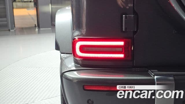 Mercedes-Benz G-Class 2023 — ფოტო 29/35
