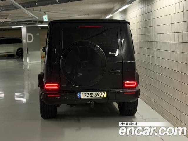 Mercedes-Benz G-Class 2021 — Photo 9/15