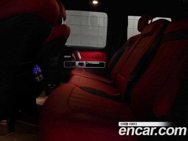 Mercedes-Benz G-Class 2021 — Photo 7/15