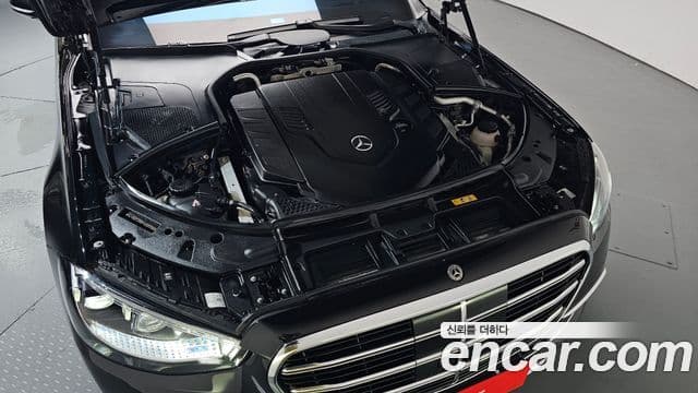 Mercedes-Benz S-Class 2021 — Photo 35/40